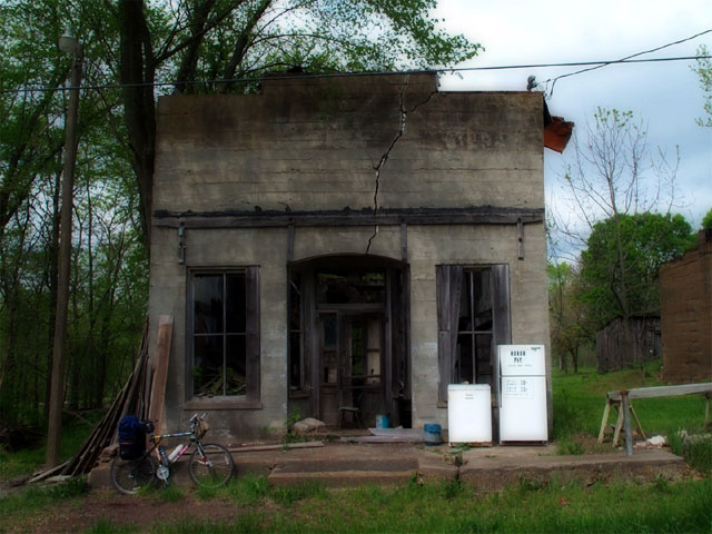 Photos from my bike ride on the Katy Trail, 2002